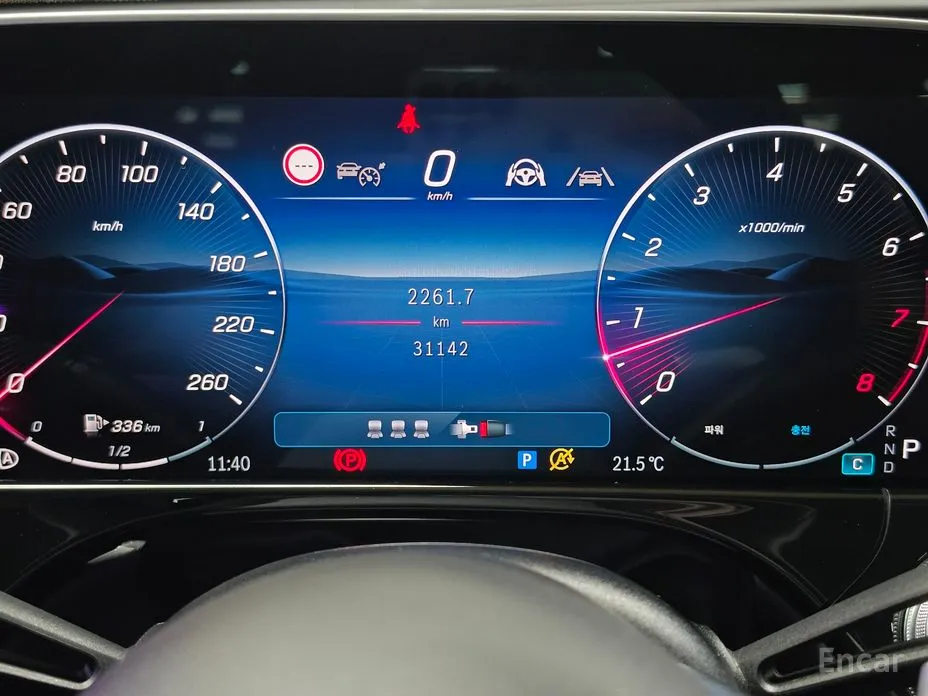 Фото 8 - Mercedes-Benz E-Class