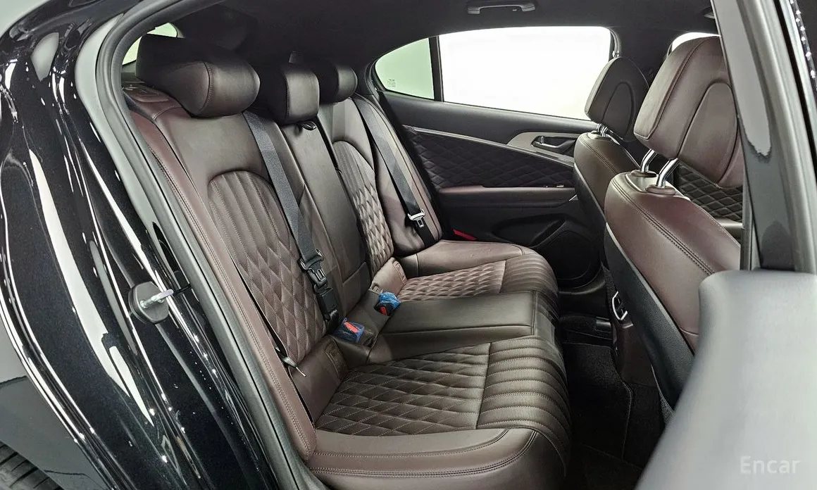 Genesis G70 2022 Gasoline 2.5T 2WD