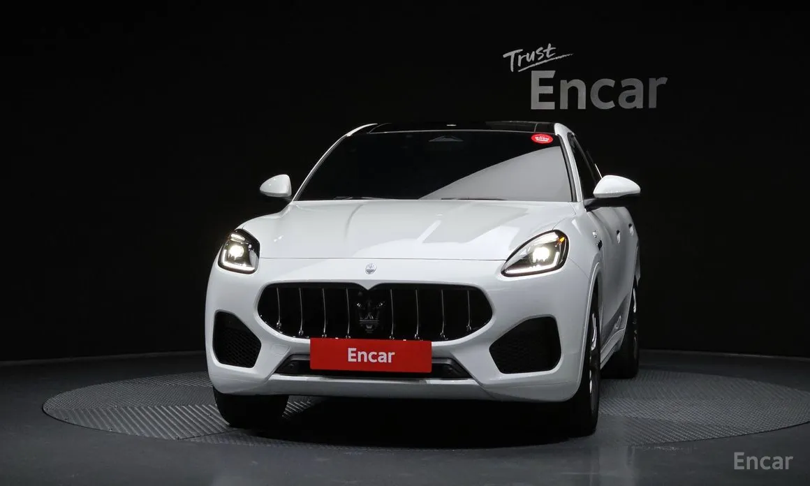 Фото 3 - Maserati Grecale