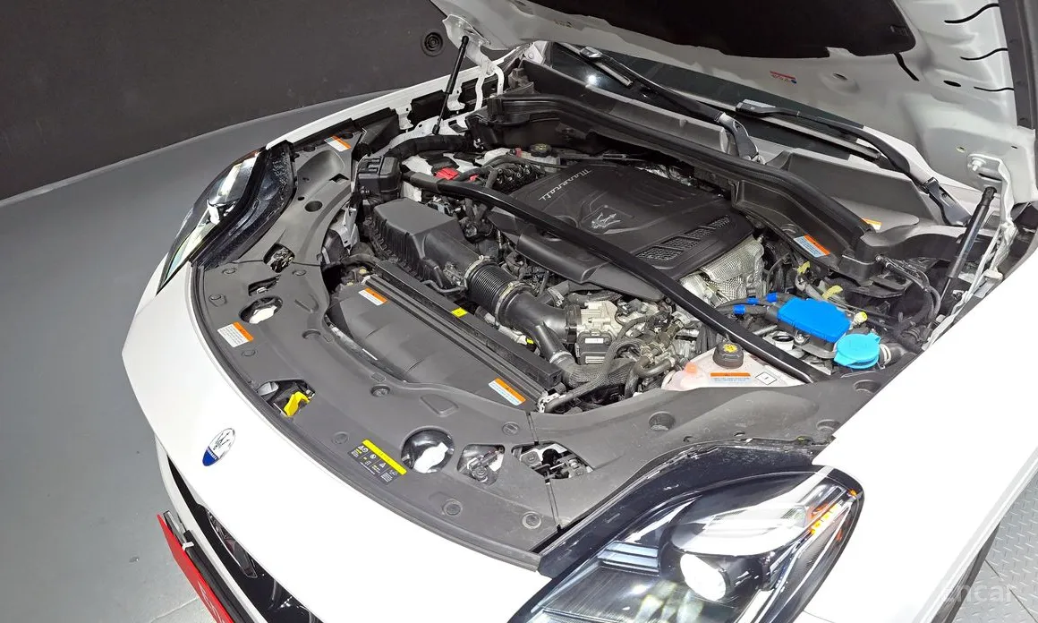 Фото 6 - Maserati Grecale