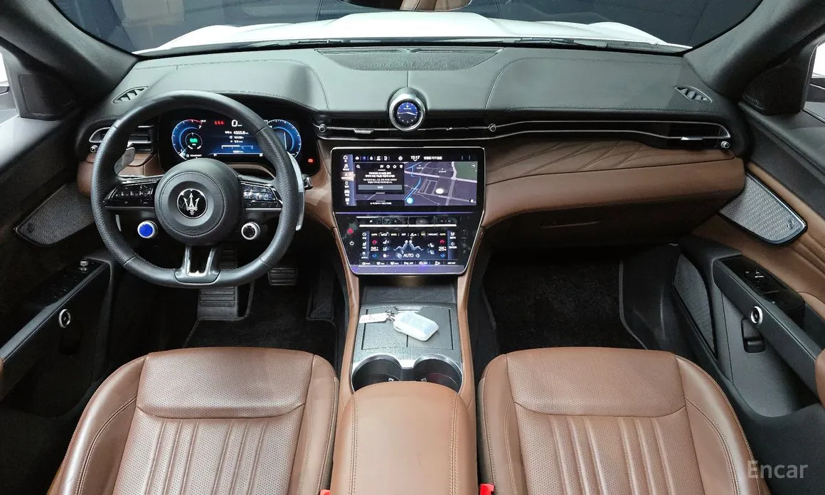 Фото 7 - Maserati Grecale