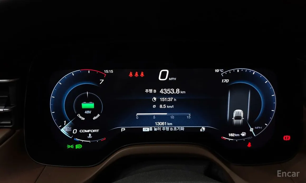 Фото 8 - Maserati Grecale