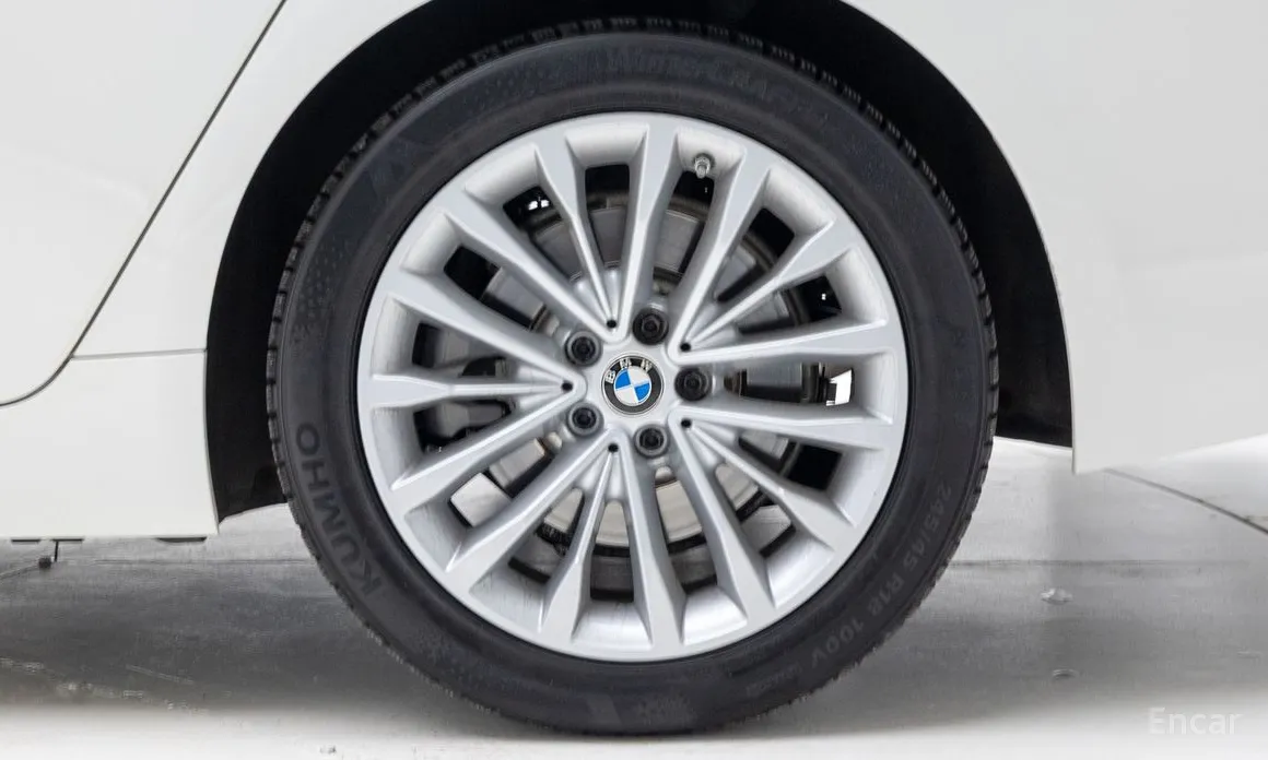 Фото 5 - BMW 5 Series