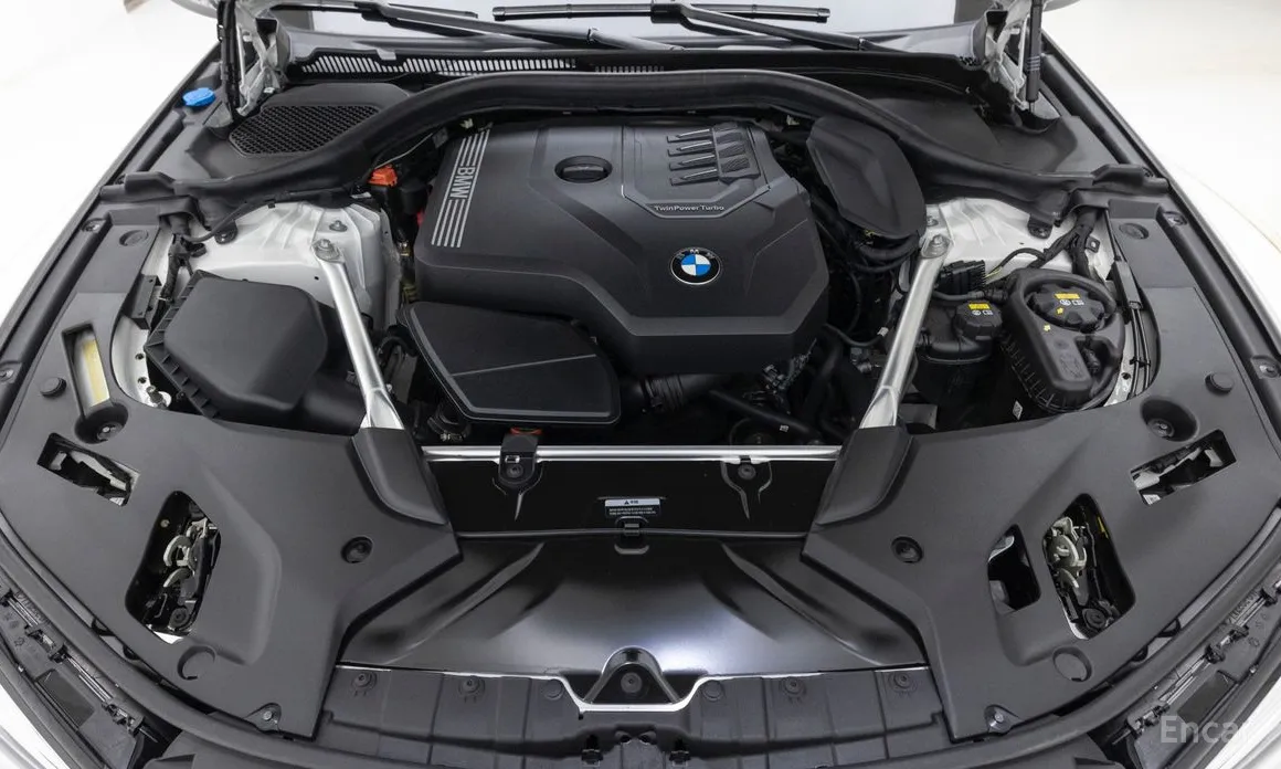 Фото 6 - BMW 5 Series