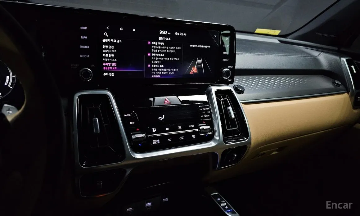 Фото 14 - Kia Sorento