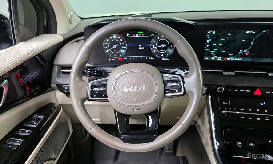 Photo 12 - Kia Carnival