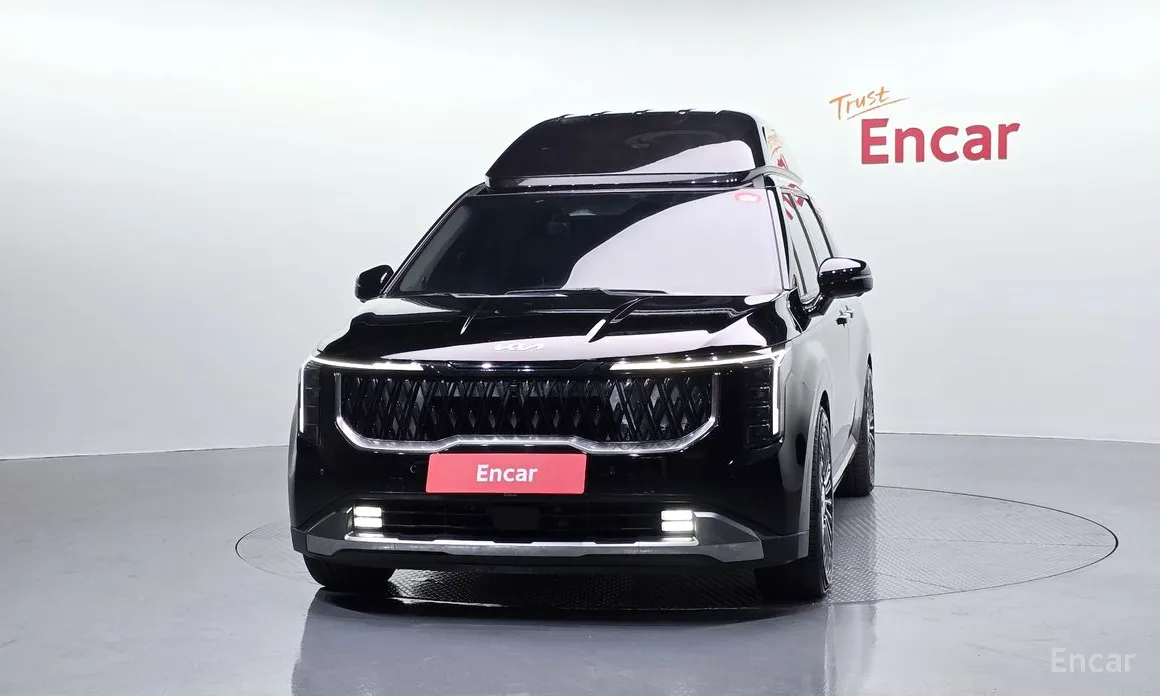 Photo 3 - Kia Carnival