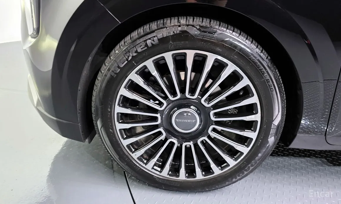 Photo 5 - Kia Carnival