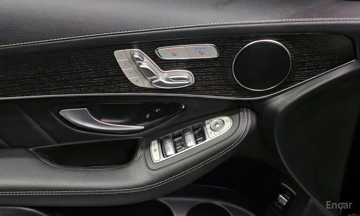 Фото 18 - Mercedes-Benz GLC-Class