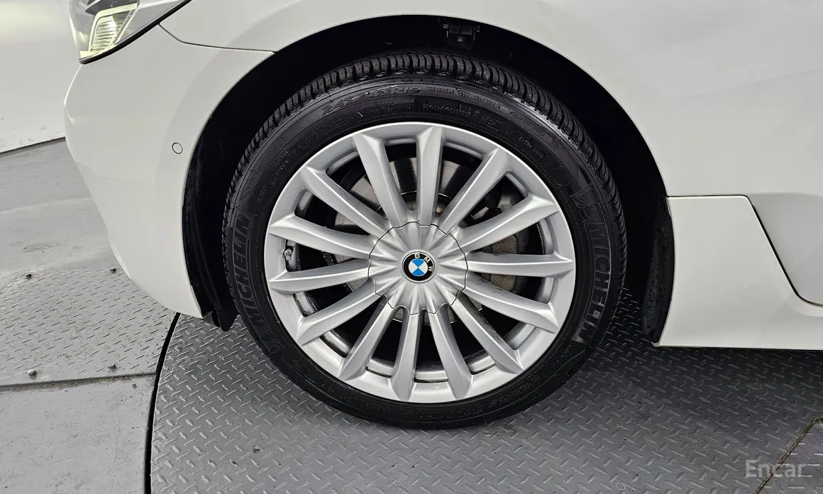 2017 BMW Gran Turismo