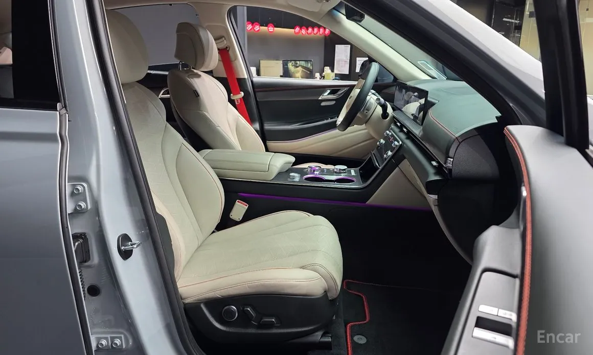 Фото 11 - Genesis GV80