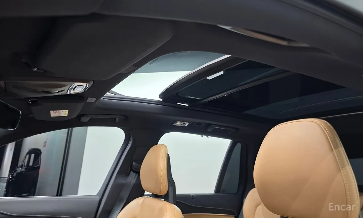 Фото 20 - Volvo XC90