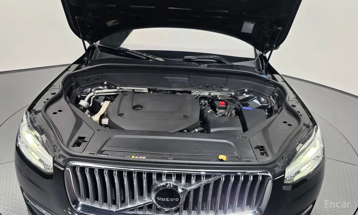 Фото 6 - Volvo XC90