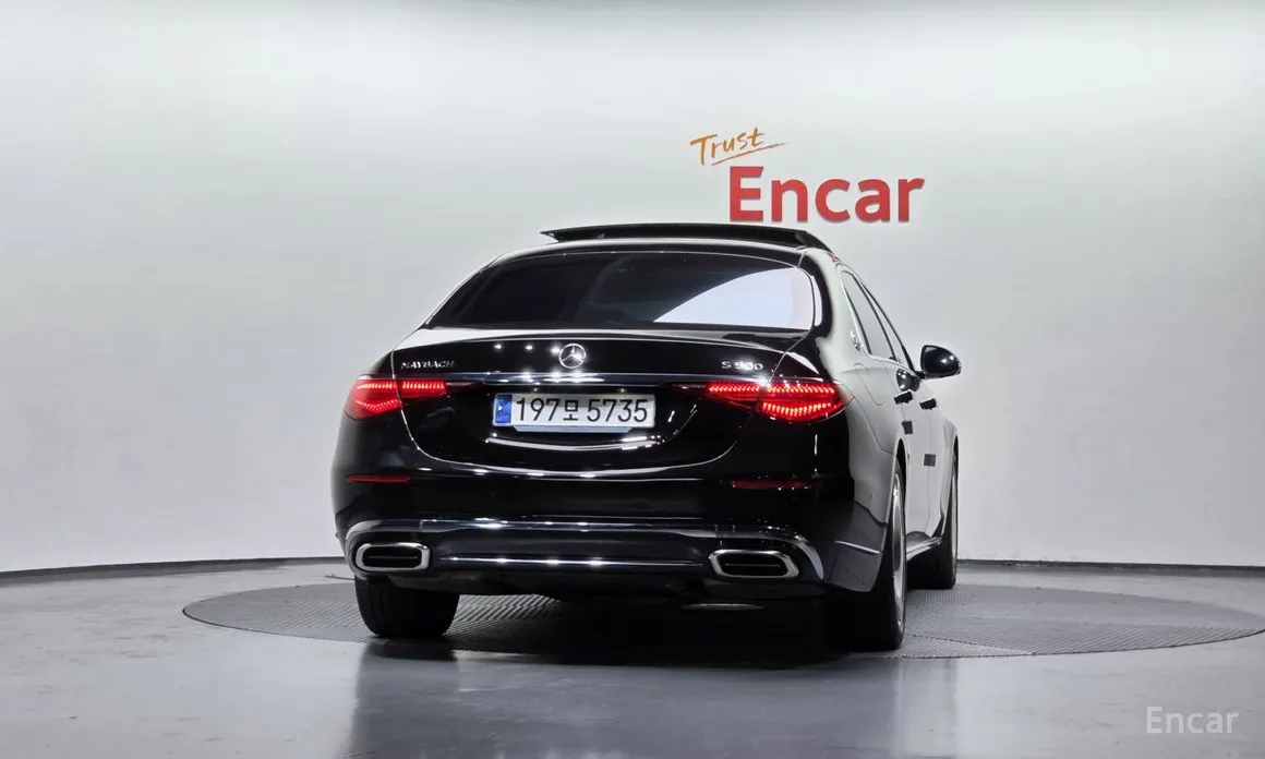 Фото 4 - Mercedes-Benz S-Class