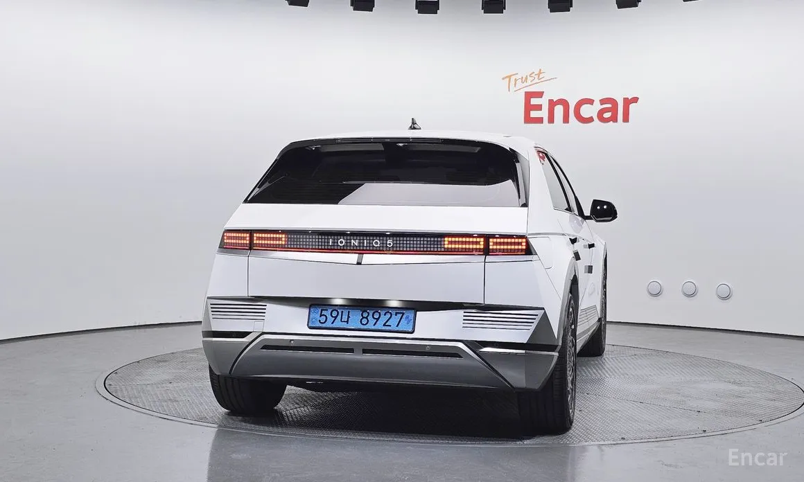 Фото 4 - Hyundai Ioniq 5