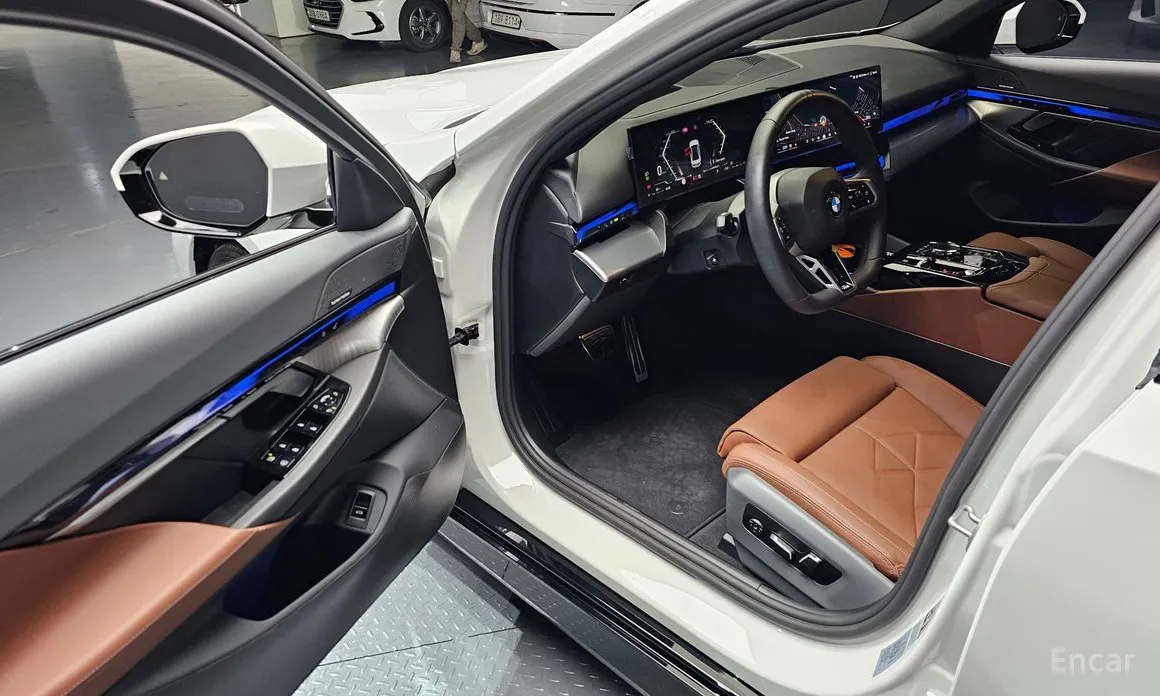 Фото 11 - BMW 5 Series