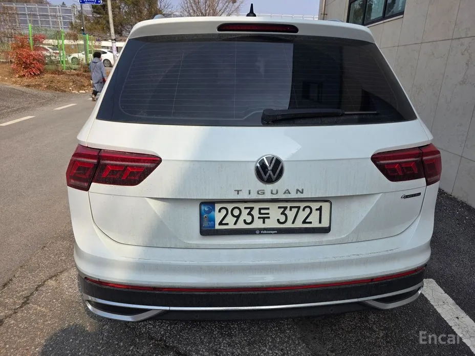 Фото 2 - Volkswagen Tiguan