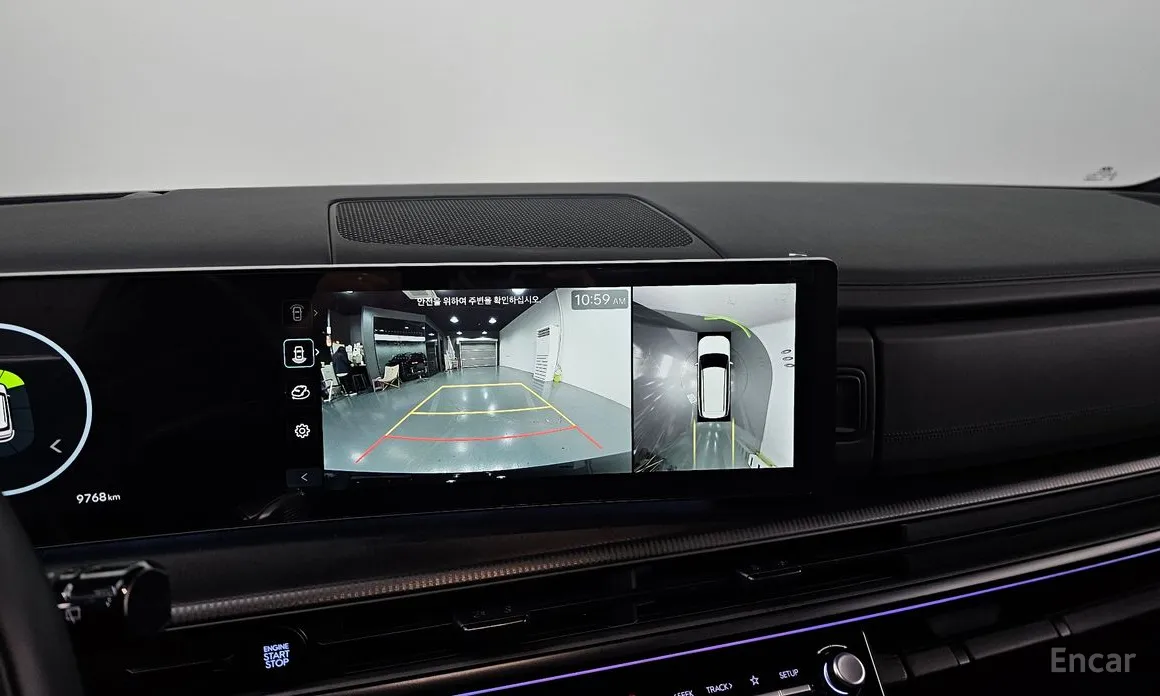 Фото 14 - Hyundai Santa Fe