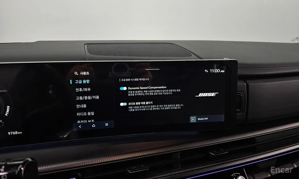 Фото 17 - Hyundai Santa Fe