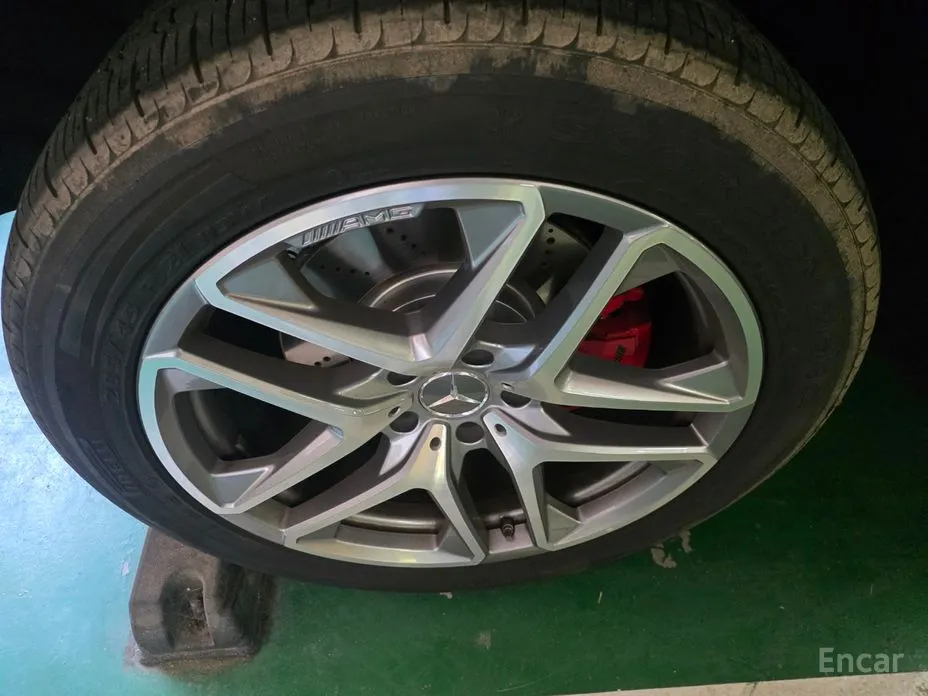 Photo 10 - Mercedes-Benz G-Class