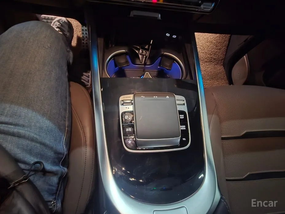 Photo 8 - Mercedes-Benz G-Class