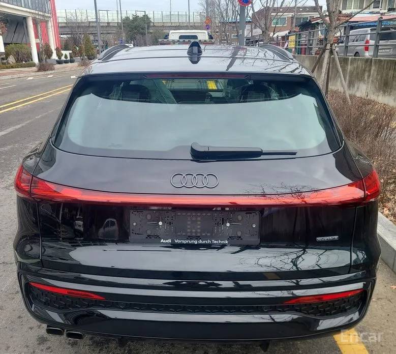 Фото 4 - Audi Q5