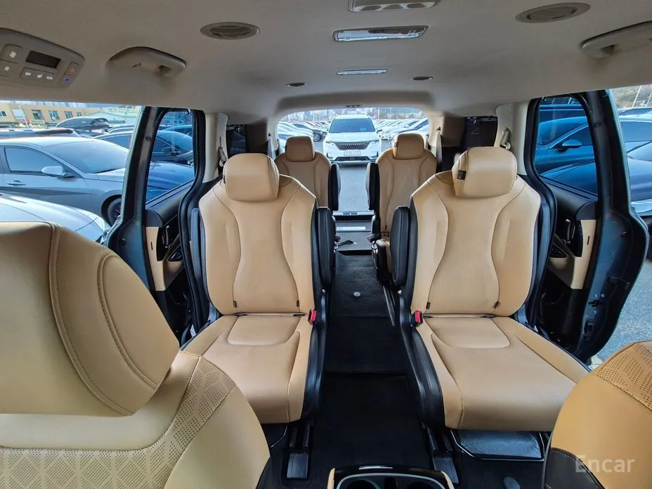 Zdjęcie 13 - Kia Carnival