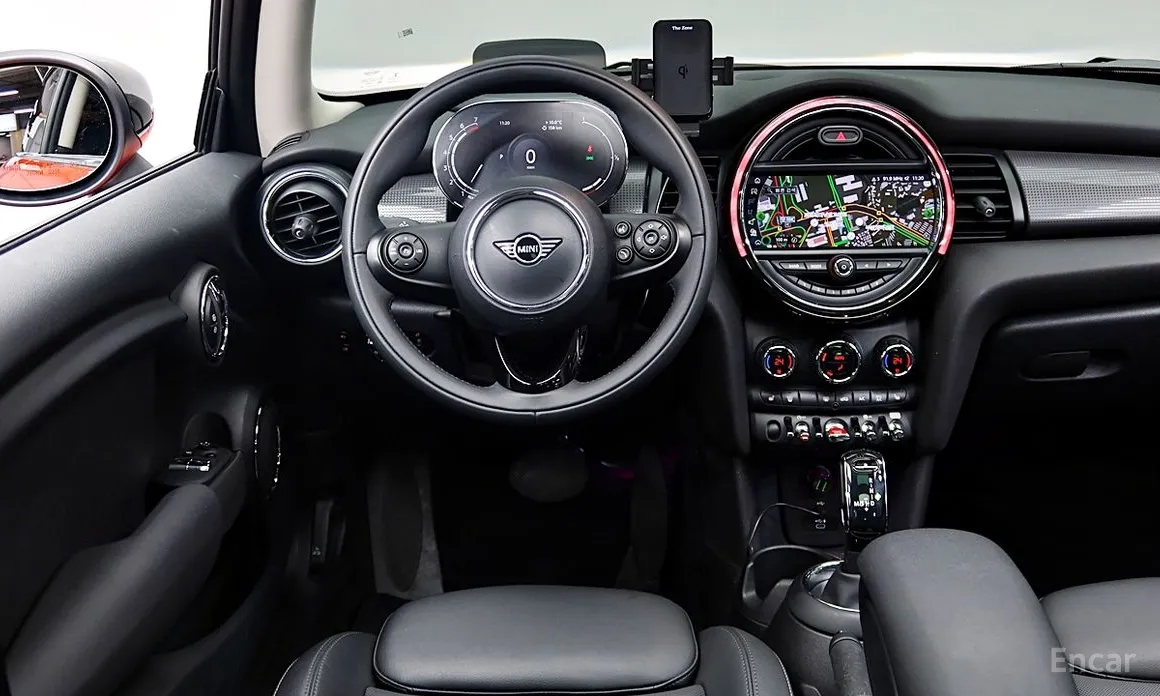 Фото 10 - Mini Cooper