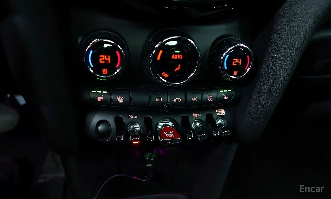 Фото 17 - Mini Cooper