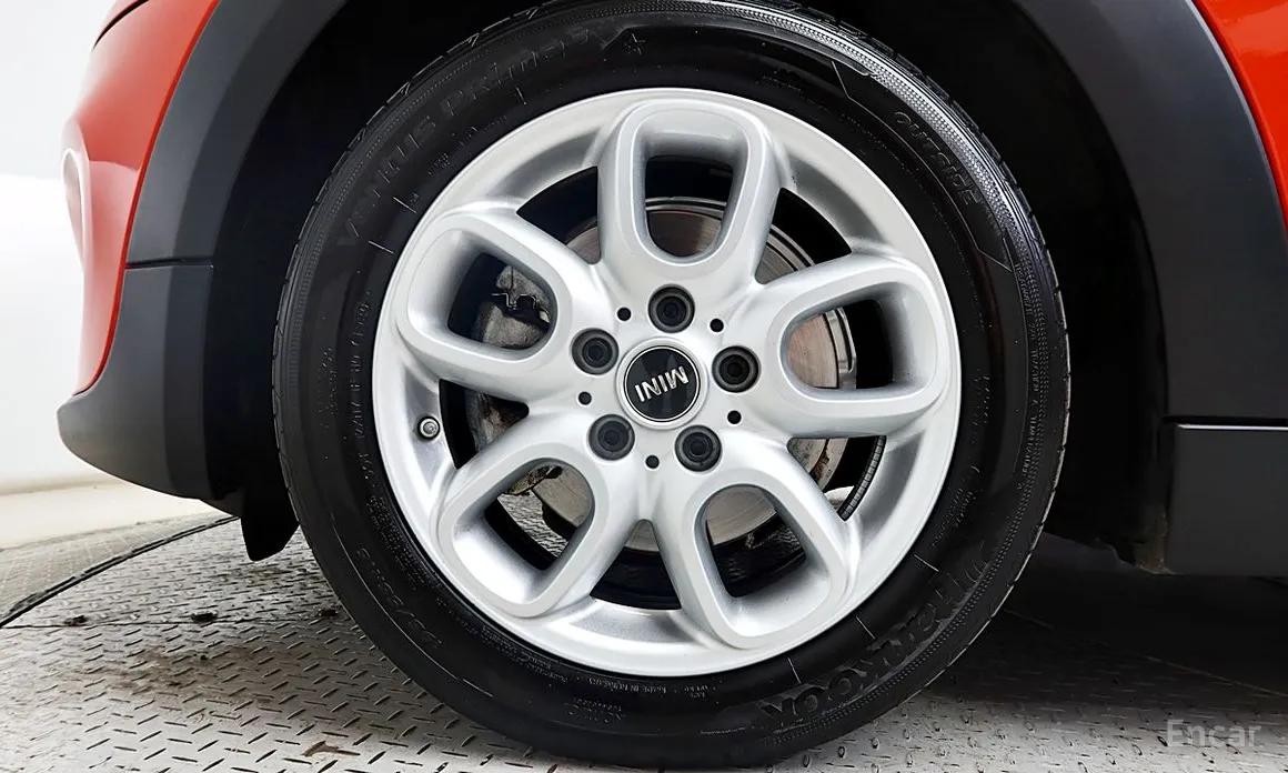 Фото 6 - Mini Cooper