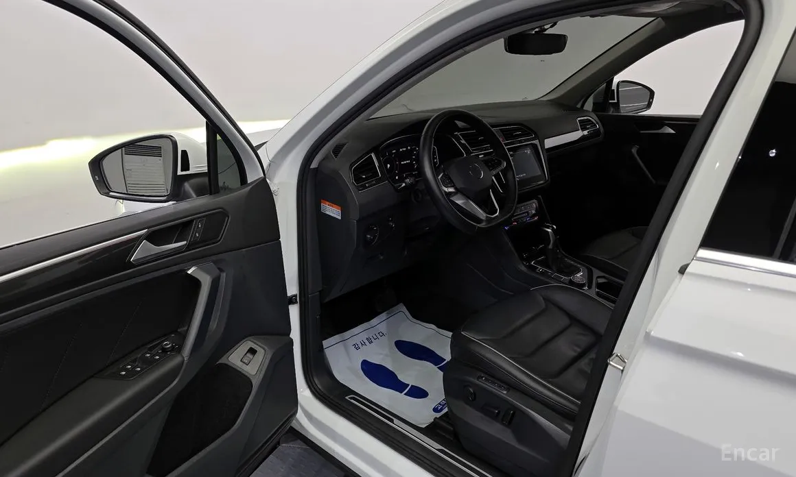 Фото 10 - Volkswagen Tiguan