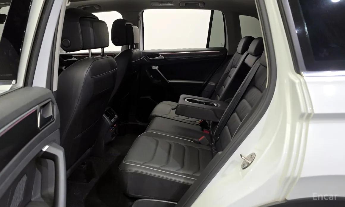 Фото 11 - Volkswagen Tiguan