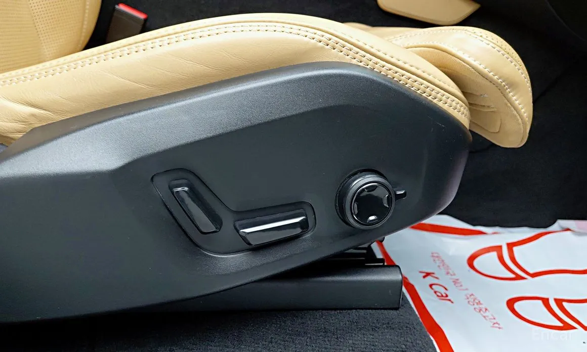 Фото 15 - Volvo XC90