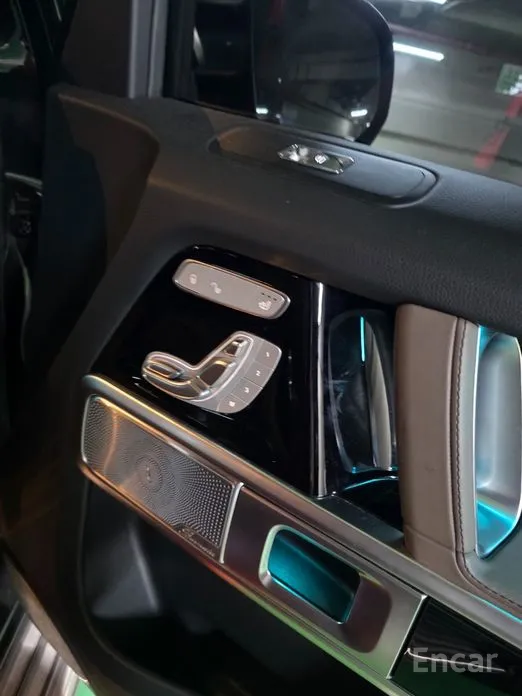 Фото 13 - Mercedes-Benz G-Class