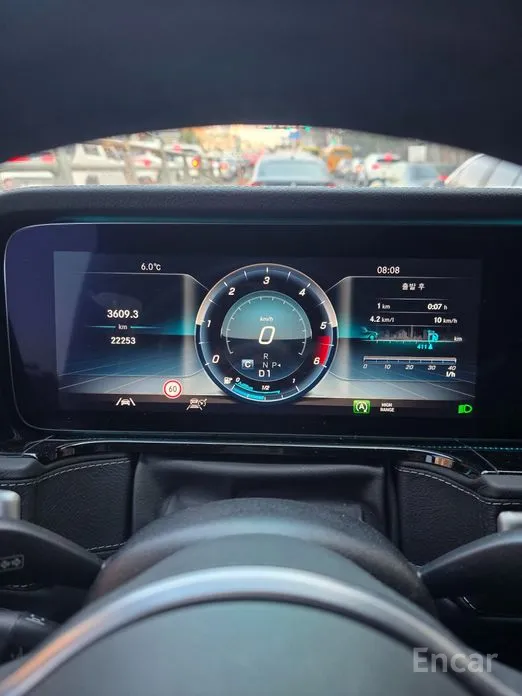 Фото 17 - Mercedes-Benz G-Class