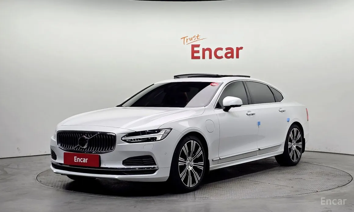 Фото 1 - Volvo S90