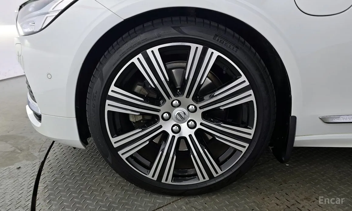 Фото 5 - Volvo S90