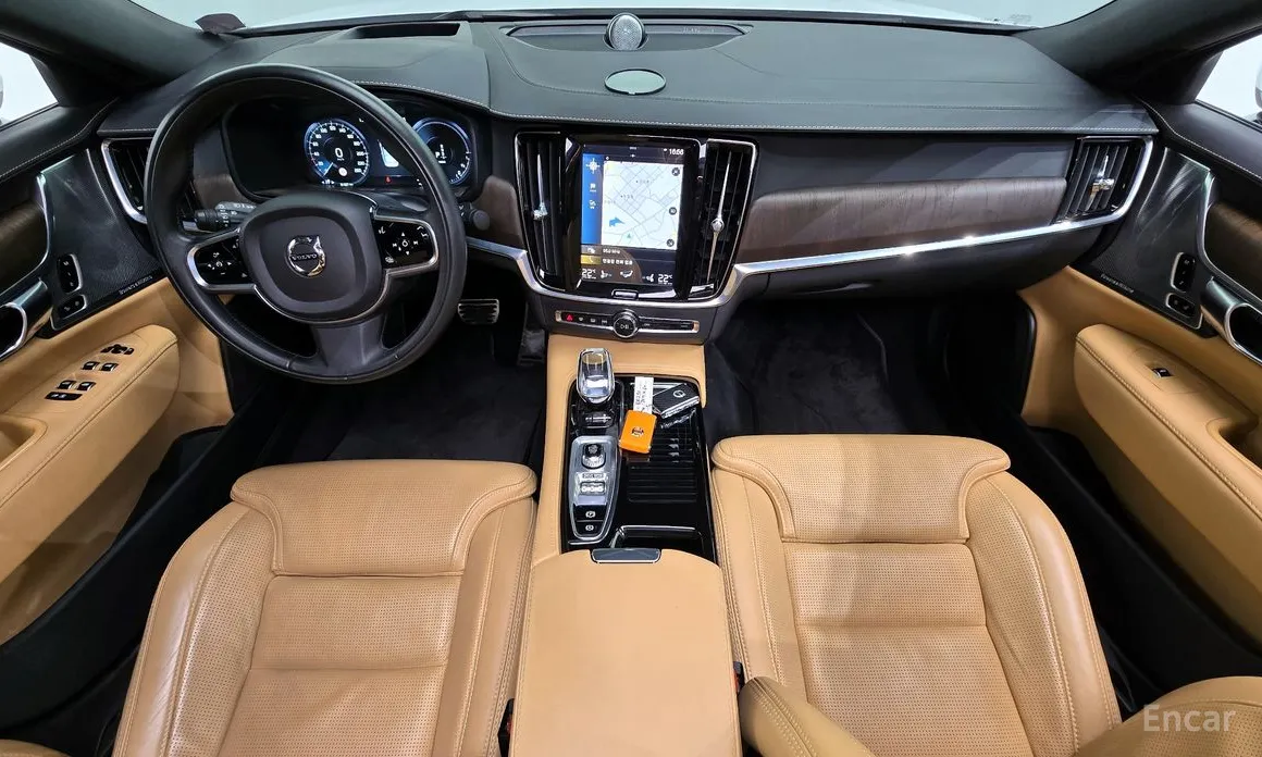 Фото 7 - Volvo S90