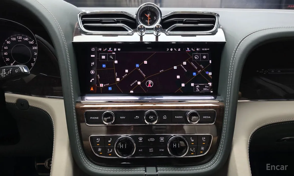 Фото 14 - Bentley Bentayga