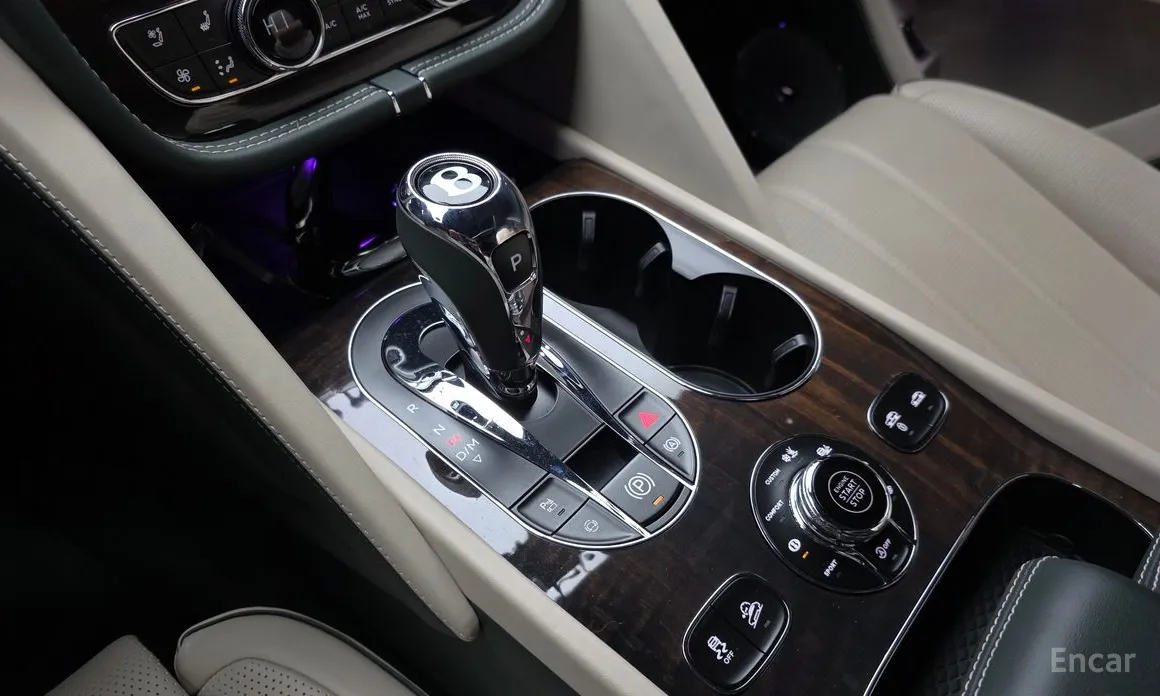 Фото 9 - Bentley Bentayga