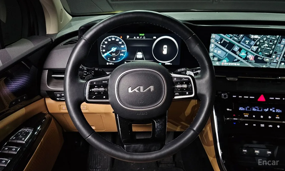 Photo 13 - Kia Carnival