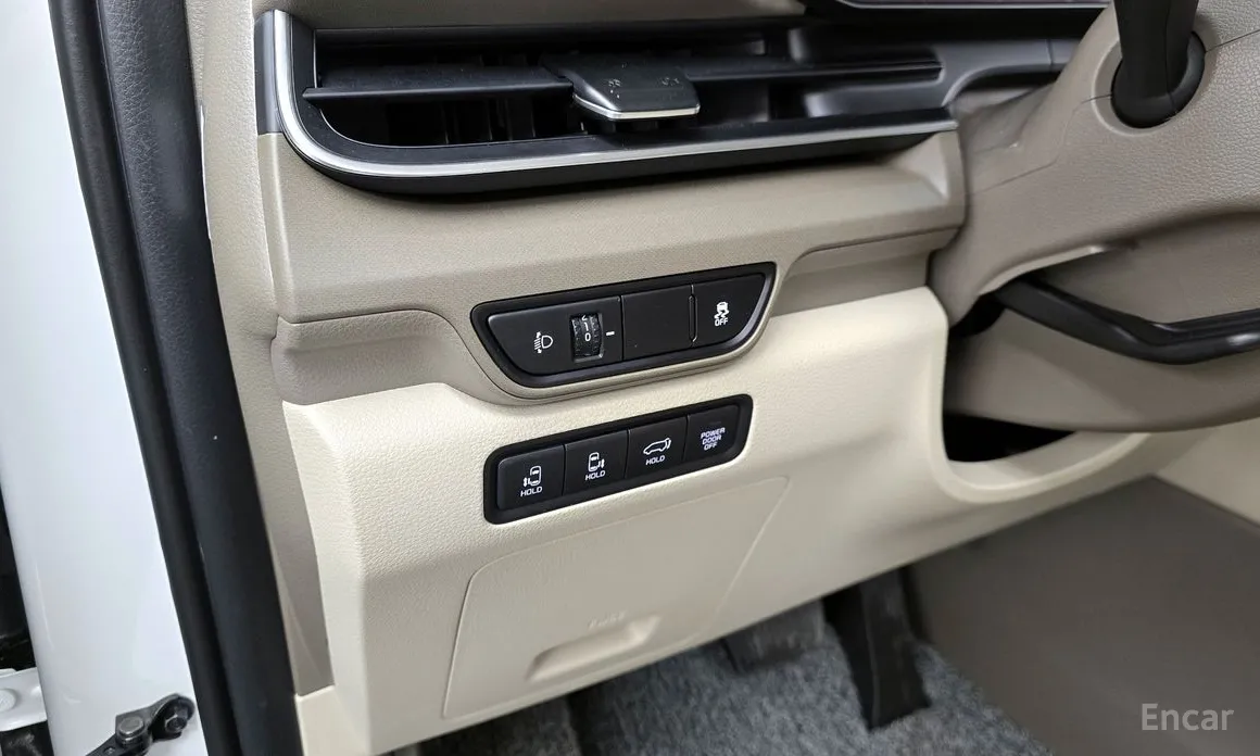 Kia Carnival 2023 Gasoline 7-Seater Noblesse