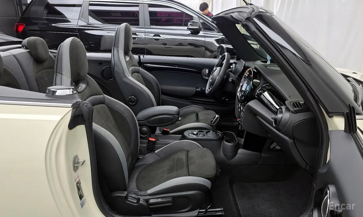 Фото 11 - Mini Cooper Convertible