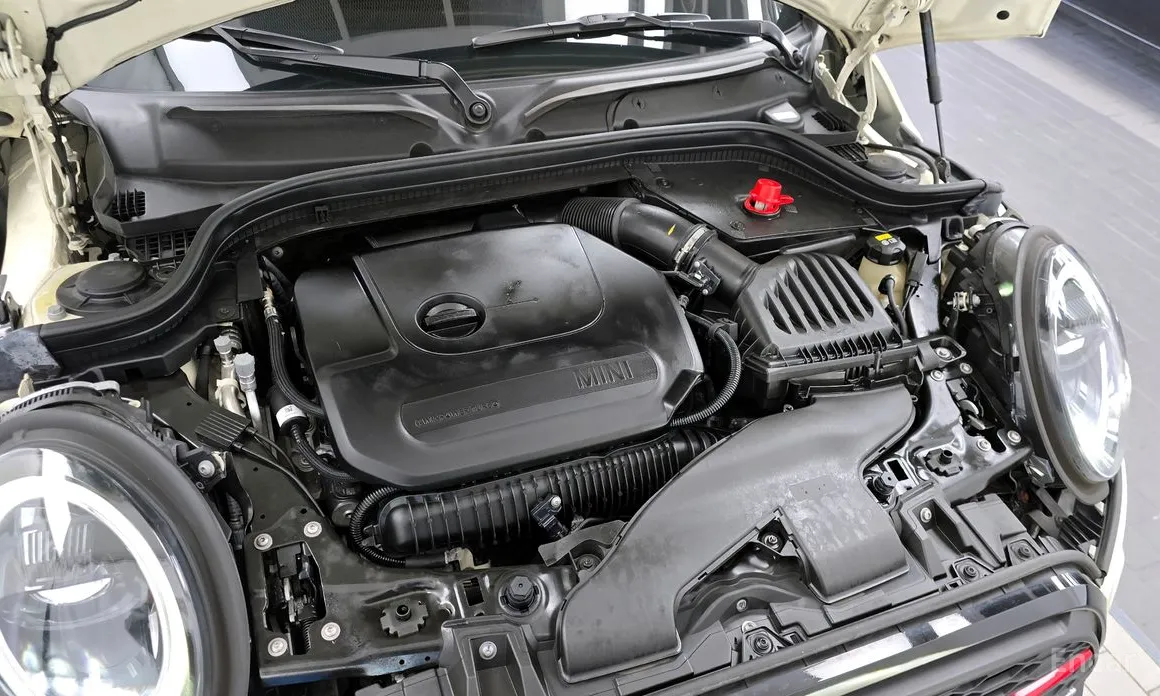 Фото 6 - Mini Cooper Convertible