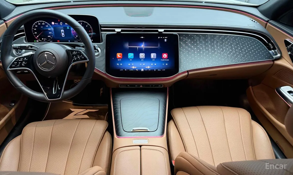 Фото 13 - Mercedes-Benz E-Class