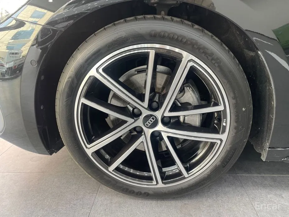 Фото 5 - Audi A5