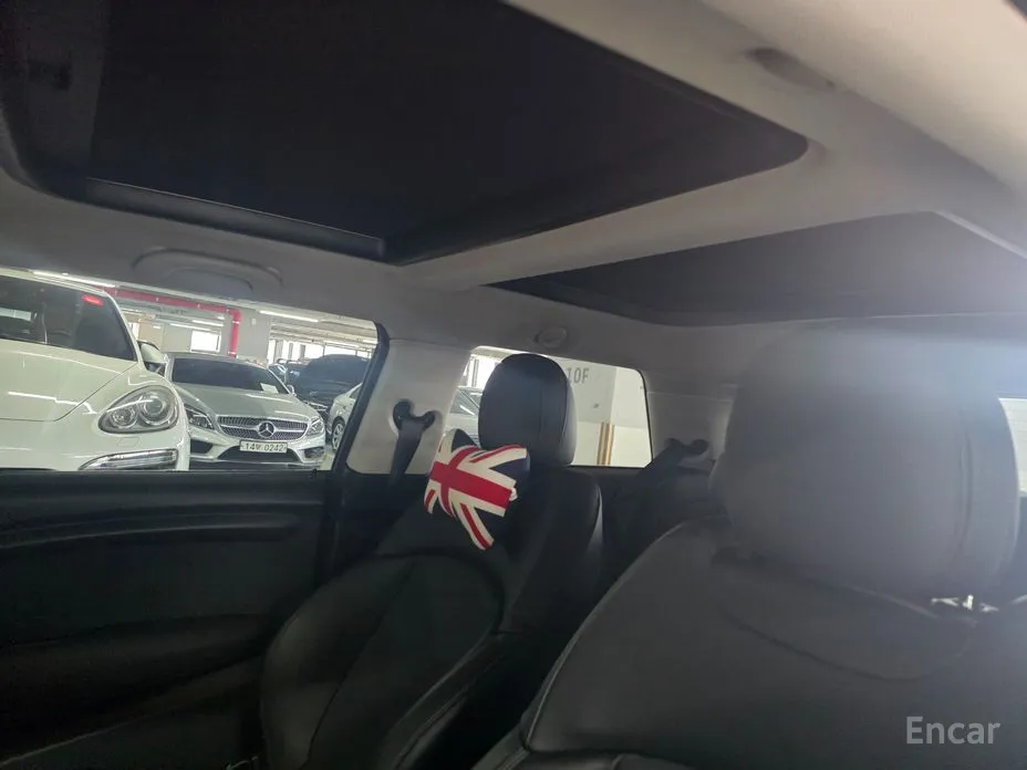 Фото 10 - Mini Cooper