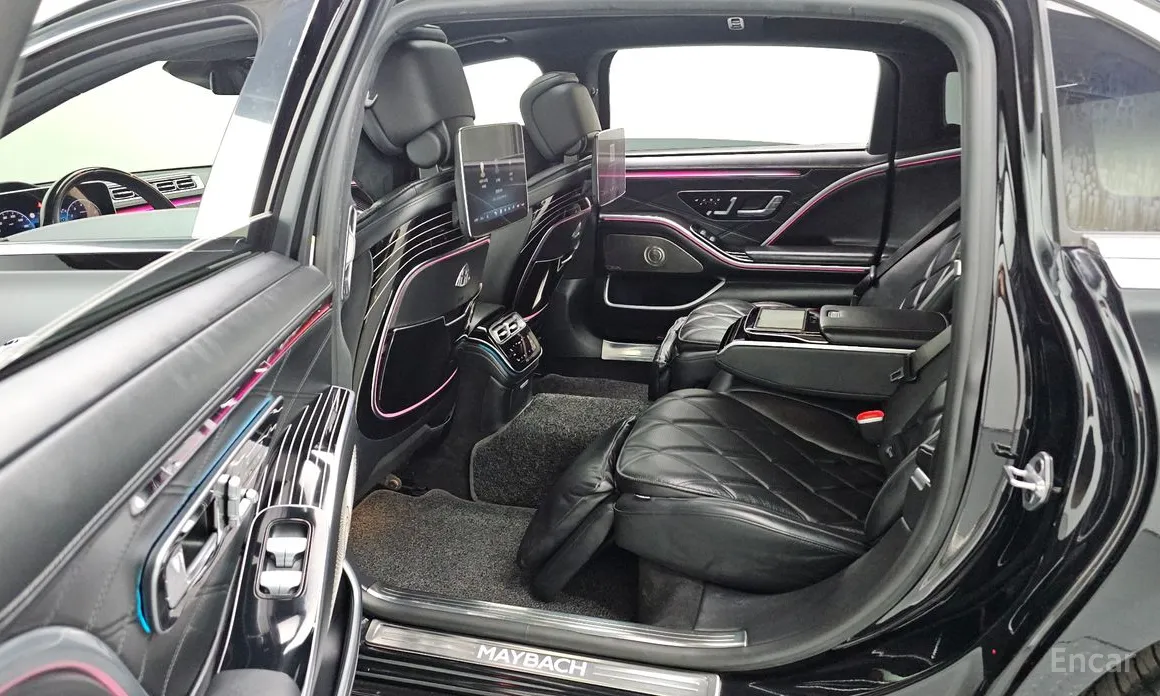 Фото 19 - Mercedes-Benz S-Class