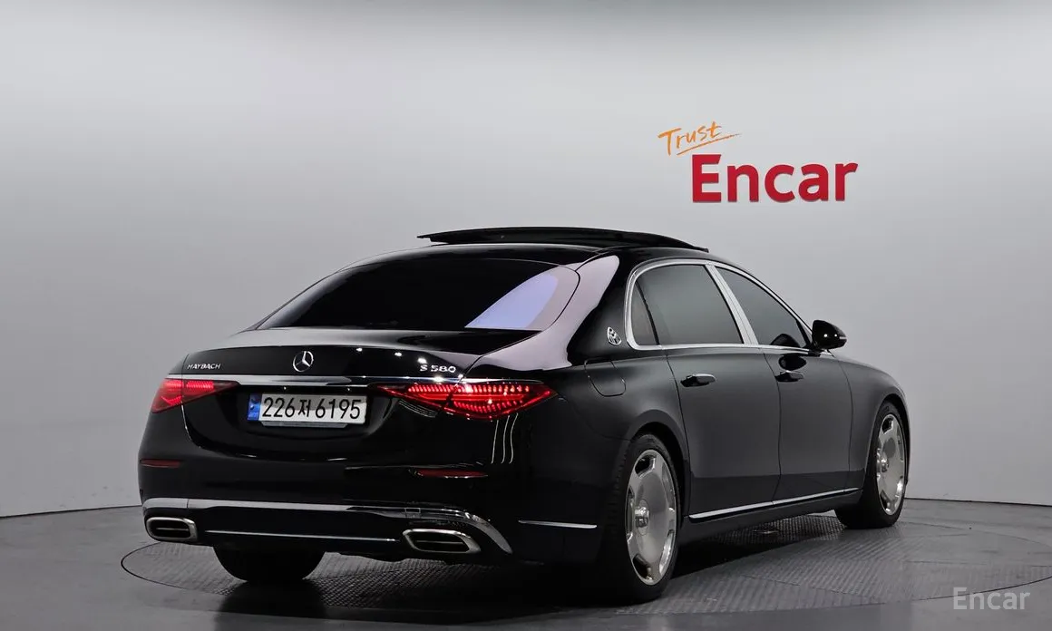 Фото 2 - Mercedes-Benz S-Class