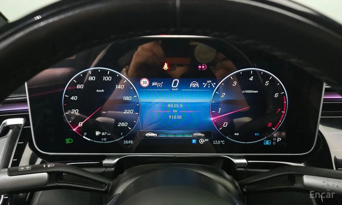 Фото 8 - Mercedes-Benz S-Class